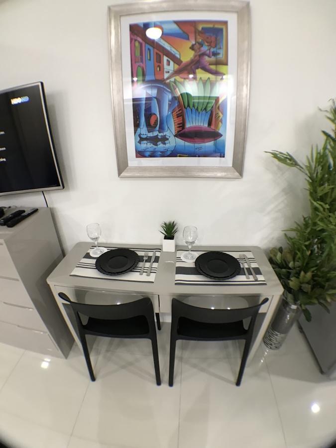 Jazz Makati Luxury Apartment Manila Exterior foto