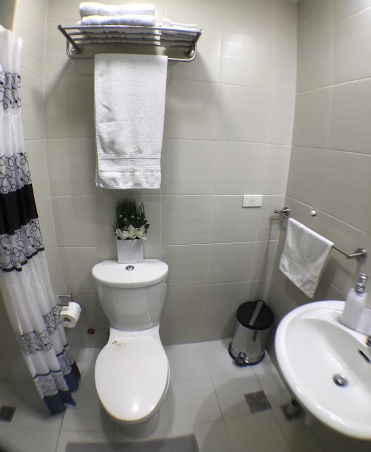 Jazz Makati Luxury Apartment Manila Exterior foto